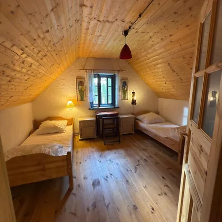 Marianowka Prywatna Balia Ogrodowa 度假居 Kampinos